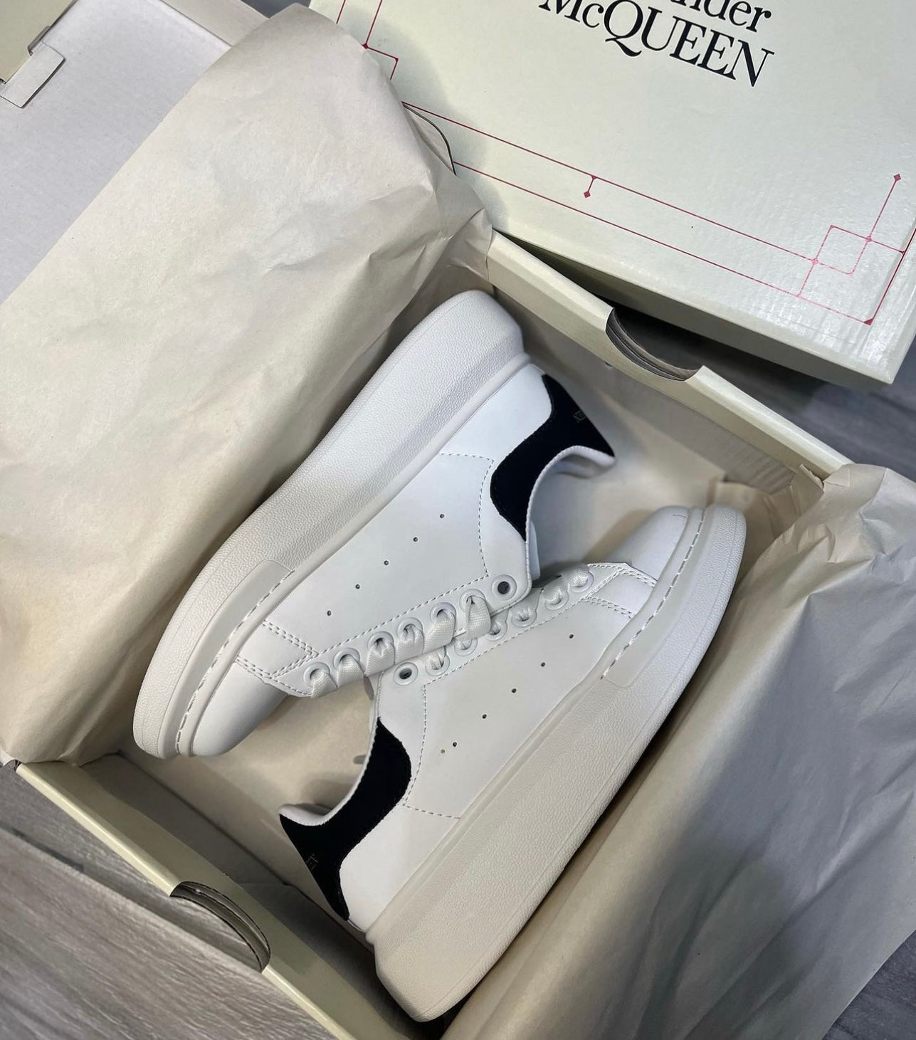 a.A McQueen
