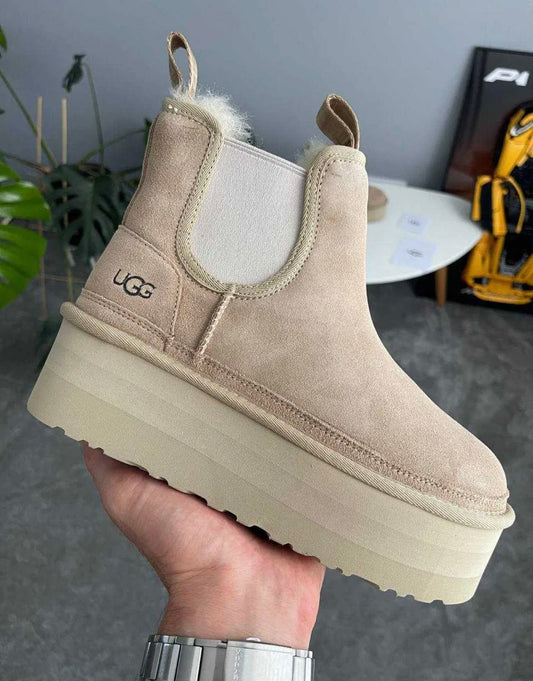 c.   Ugg