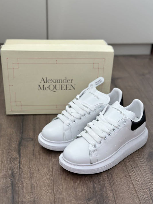 a.A McQueen